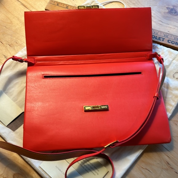 Stella McCartney cross body bag, used once. Lovely vibrant orange. With dust bag - Picture 3 of 4